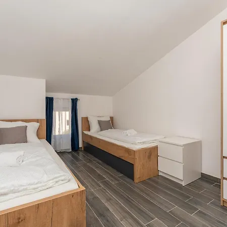 Apartmán 2 Bedroom Stunning In *